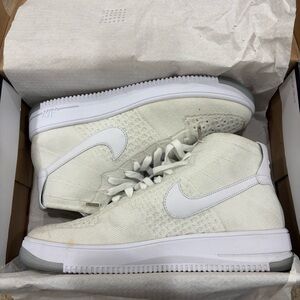 Nike Airforce 1 Ultra- Flynit Mid